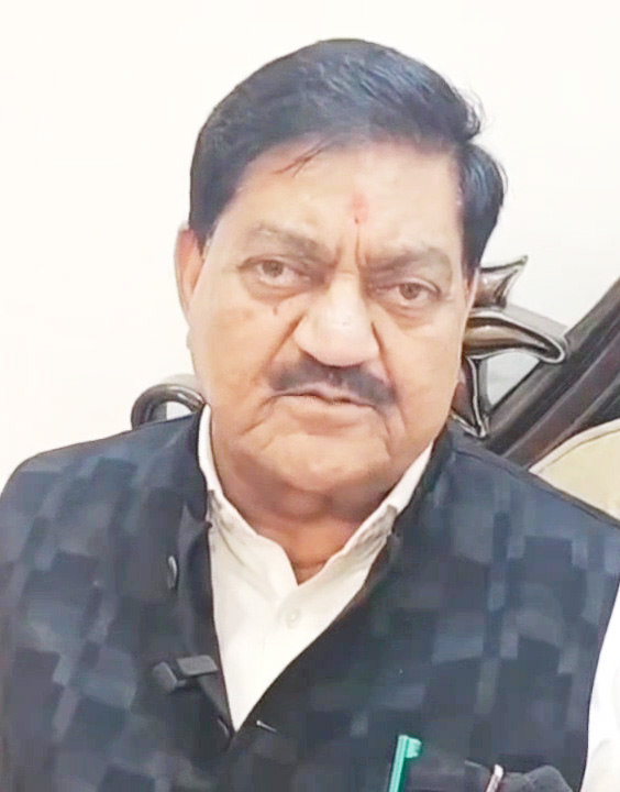 राशन दुकान में भगदड़ पर खाद्य मंत्री ने जताई नाराजगी, केंद्र सरकार से समय बढ़ाने की मांग