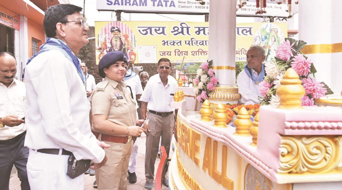 सत्य सांई रथ का भव्य स्वागत