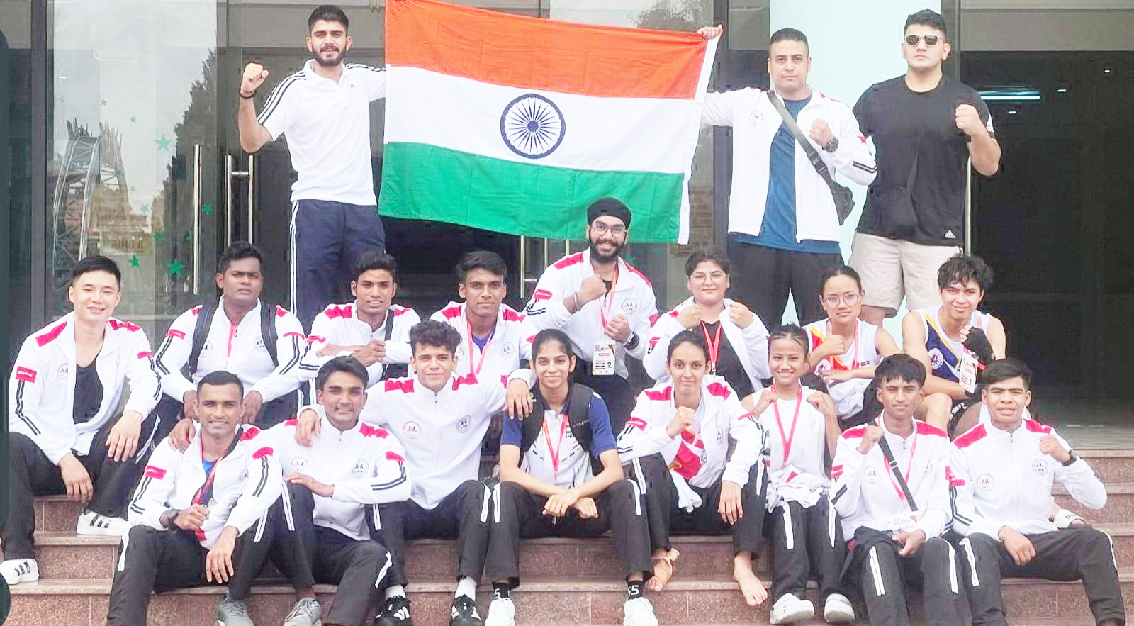 सीनियर एशियन म्यूथाई चैंपियनशिप में दल्लीराजहरा के भावजोत और शुभम को कांस्य सीनियर एशियन म्यूथाई चैंपियनशिप में दल्लीराजहरा के भावजोत और शुभम को कांस्य