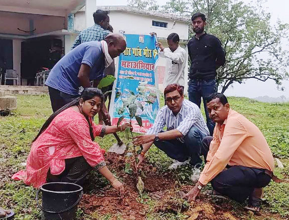 मोर गांव मोर पानी महाअभियान का सीईओ ने किया निरीक्षण