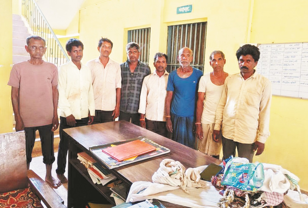 गौ-तस्करी, 8 आरोपी गिरफ्तार