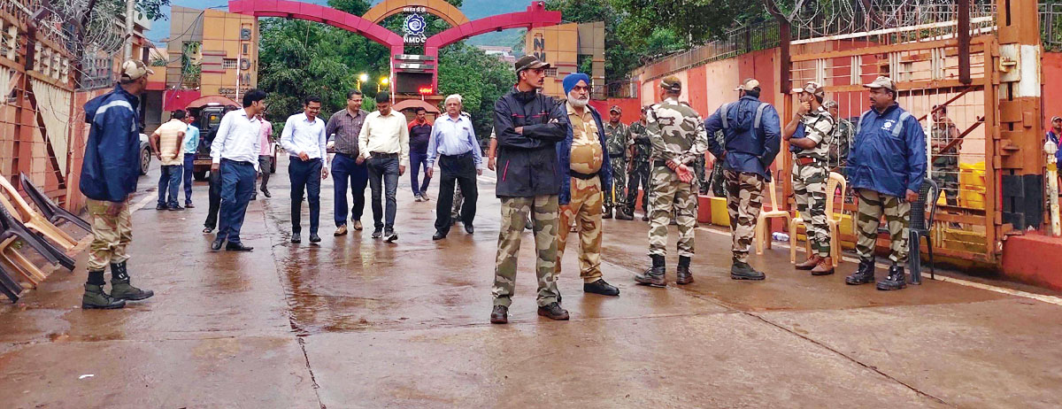 चौथे दिन संयुक्त पंचायत का धरना खत्म, काम शुरू