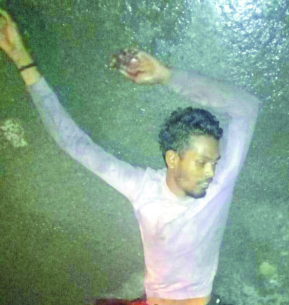 बाईक सवार 3 युवकों को अज्ञात वाहन ने ठोका, एक की मौत