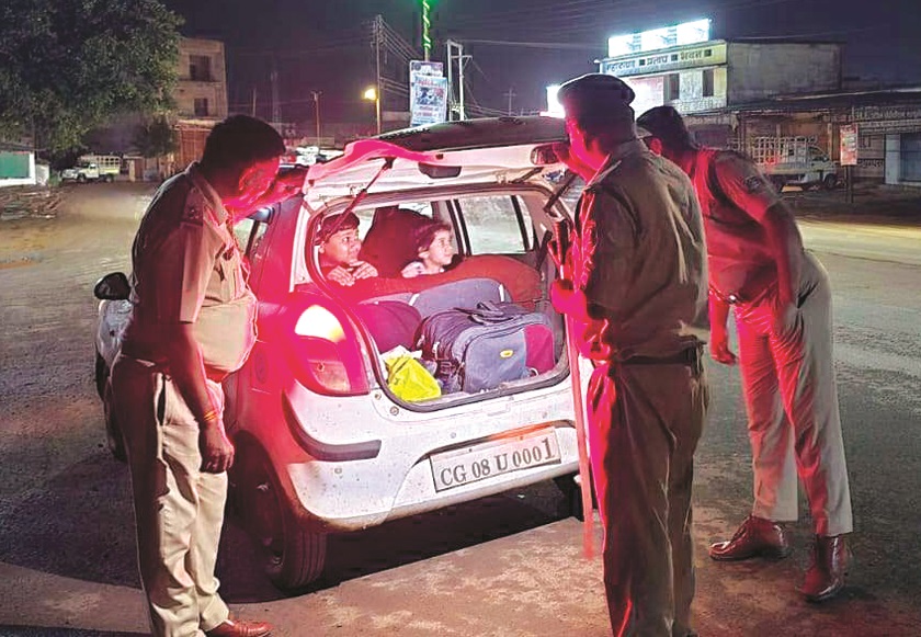 यातायात नियमों का उल्लंघन, 17 प्रकरणों पर जुर्माना
