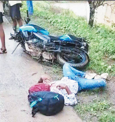 बाइकें भिड़ीं, 2 जख्मी बाइकें भिड़ीं, 2 जख्मी