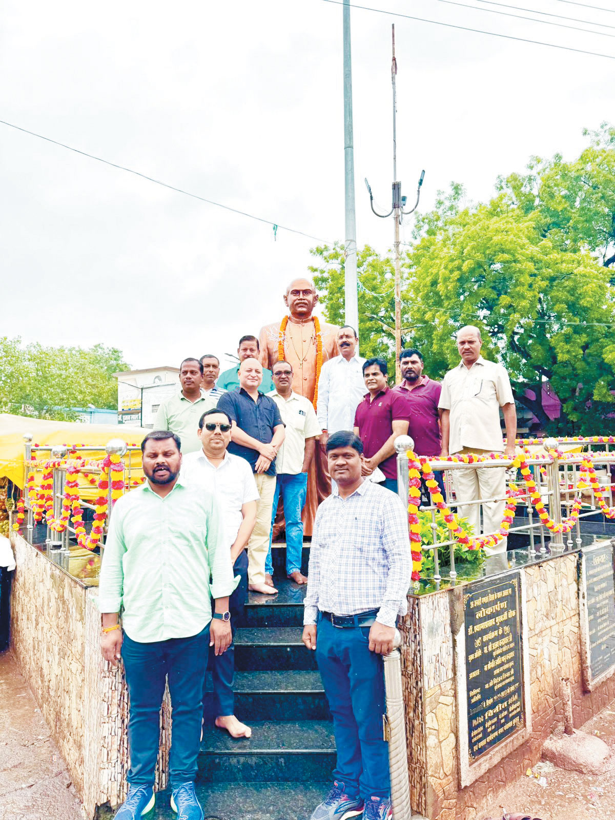 डॉ. मुखर्जी को भाजपाईयों ने किया याद डॉ. मुखर्जी को भाजपाईयों ने किया याद