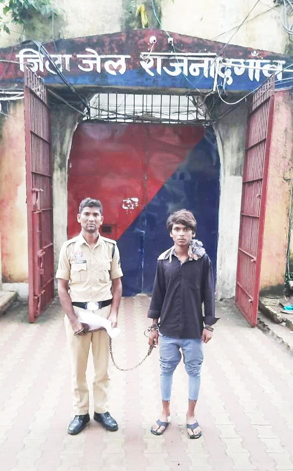 मोबाइल छीनाझपटी करने  वाला युवक पकड़ाया