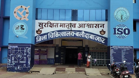 विशेषज्ञ चिकित्सकों की कमी  से जूझ रहा जिला अस्पताल  हर माह लौट रहे सैकड़ों मरीज