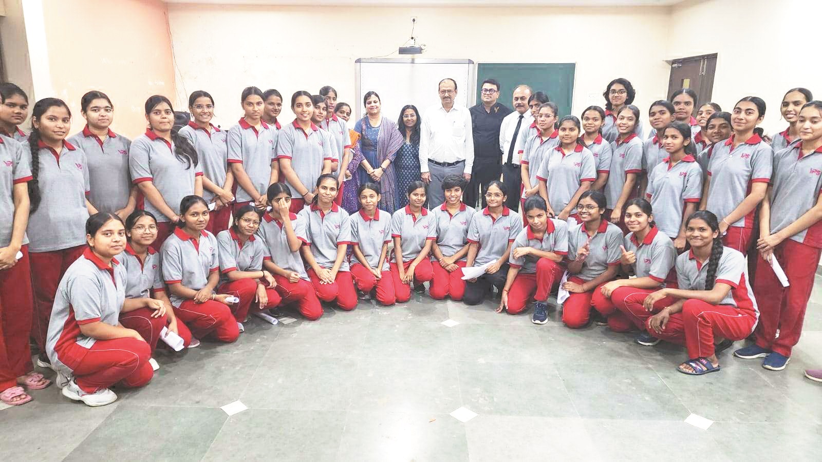 कार्यशाला से सीनियर छात्राओं को मिला नया दृष्टिकोण कार्यशाला से सीनियर छात्राओं को मिला नया दृष्टिकोण