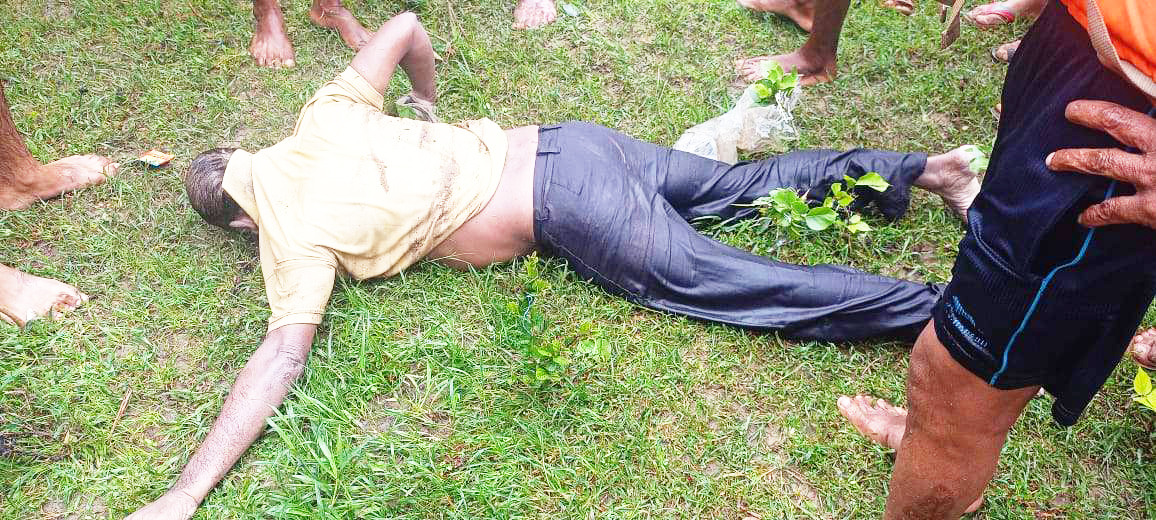 नाला के तेज बहाव में अधेड़ समेत दो बहे, एक का शव बरामद, दूसरे की तलाश जारी नाला के तेज बहाव में अधेड़ समेत दो बहे, एक का शव बरामद, दूसरे की तलाश जारी
