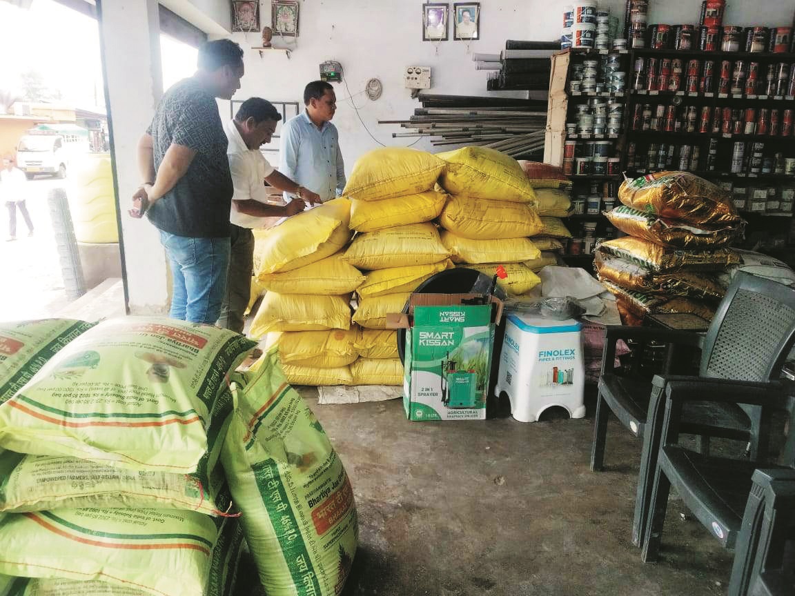 कमियों पर नोटिस और जब्ती की कार्रवाई