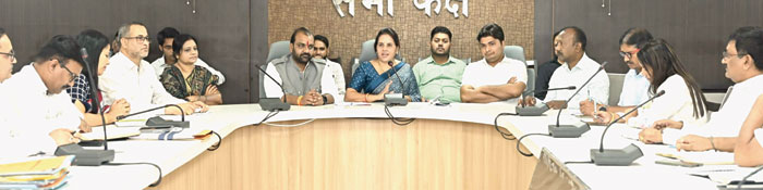 किसी भी घर में जलभराव ना हो, जिम्मेदार होंगे जेसी-चौबे किसी भी घर में जलभराव ना हो, जिम्मेदार होंगे जेसी-चौबे