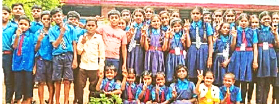 गुरु पूर्णिमा पर शिक्षकों को किया नमन