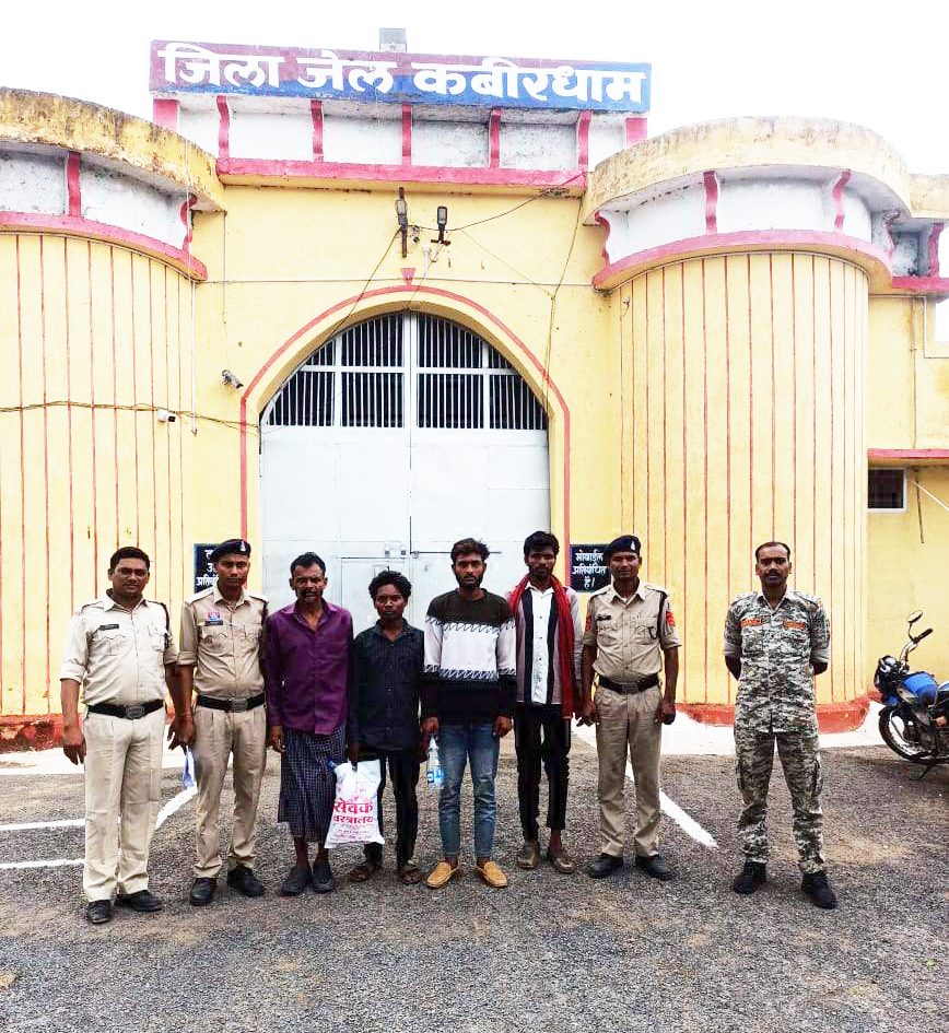 जान से मारने की धमकी-मारपीट, 4 बंदी जान से मारने की धमकी-मारपीट, 4 बंदी