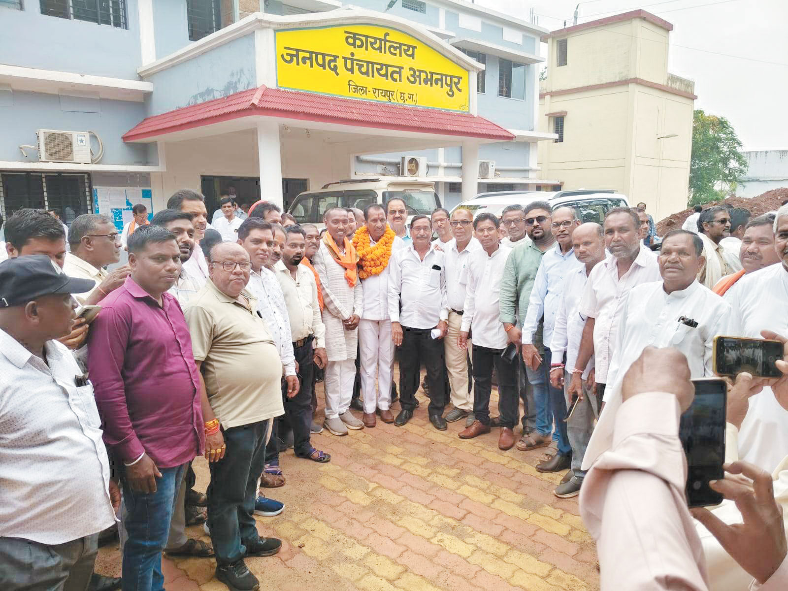 सांसद प्रतिनिधि अनिल अग्रवाल का स्वागत