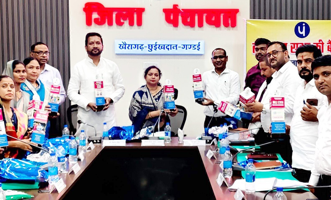 शिक्षकों के युक्तियुक्तकरण से शिक्षा व्यवस्था में आया सुधार, गांव-गांव में लौटी पढ़ाई की रौशनी शिक्षकों के युक्तियुक्तकरण से शिक्षा व्यवस्था में आया सुधार, गांव-गांव में लौटी पढ़ाई की रौशनी