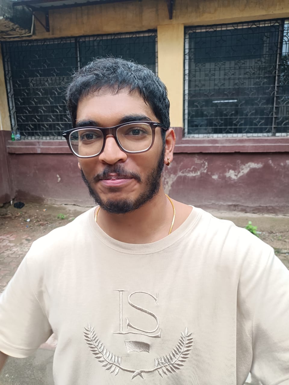 नशे में धुत कार चला रहा था 19 साल का युवक, कमर में छुपा रखी थी एयरगन नशे में धुत कार चला रहा था 19 साल का युवक, कमर में छुपा रखी थी एयरगन