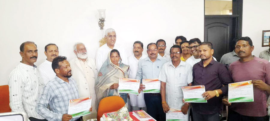 बदली परिस्थितियां हमारे पक्ष में है, लेकिन तैयारियों में खुद को झोंकना होगा- सिंहदेव बदली परिस्थितियां हमारे पक्ष में है, लेकिन तैयारियों में खुद को झोंकना होगा- सिंहदेव