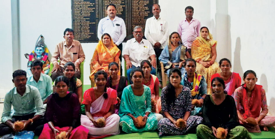एकल विद्यालय कार्यशाला में गुरूजनों का सम्मान एकल विद्यालय कार्यशाला में गुरूजनों का सम्मान