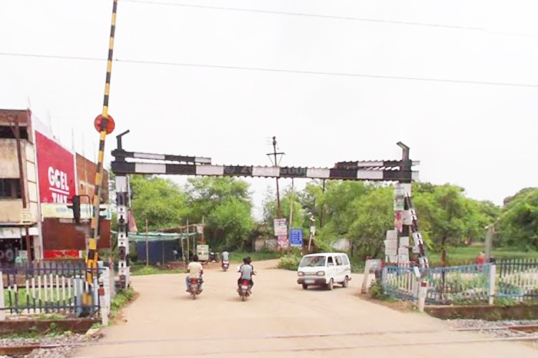 खरसिया आरओबी का भविष्य अधर में!