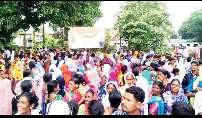 रसोईया संघ ने कलेक्टोरेट घेरा