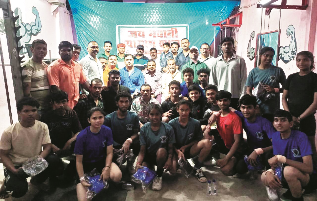 व्यायाम शाला में धूमधाम से मना नागपंचमी पर्व