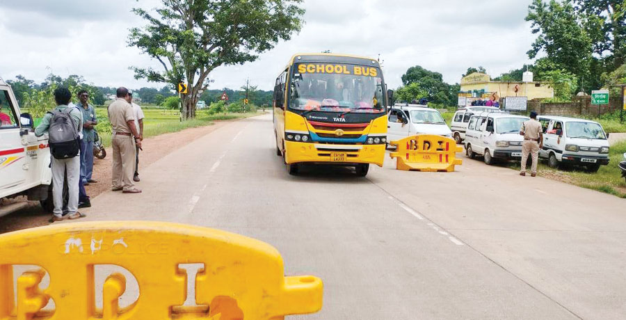 यातायात नियमों का पालन नहीं, 10 स्कूली वाहनों पर जुर्माना