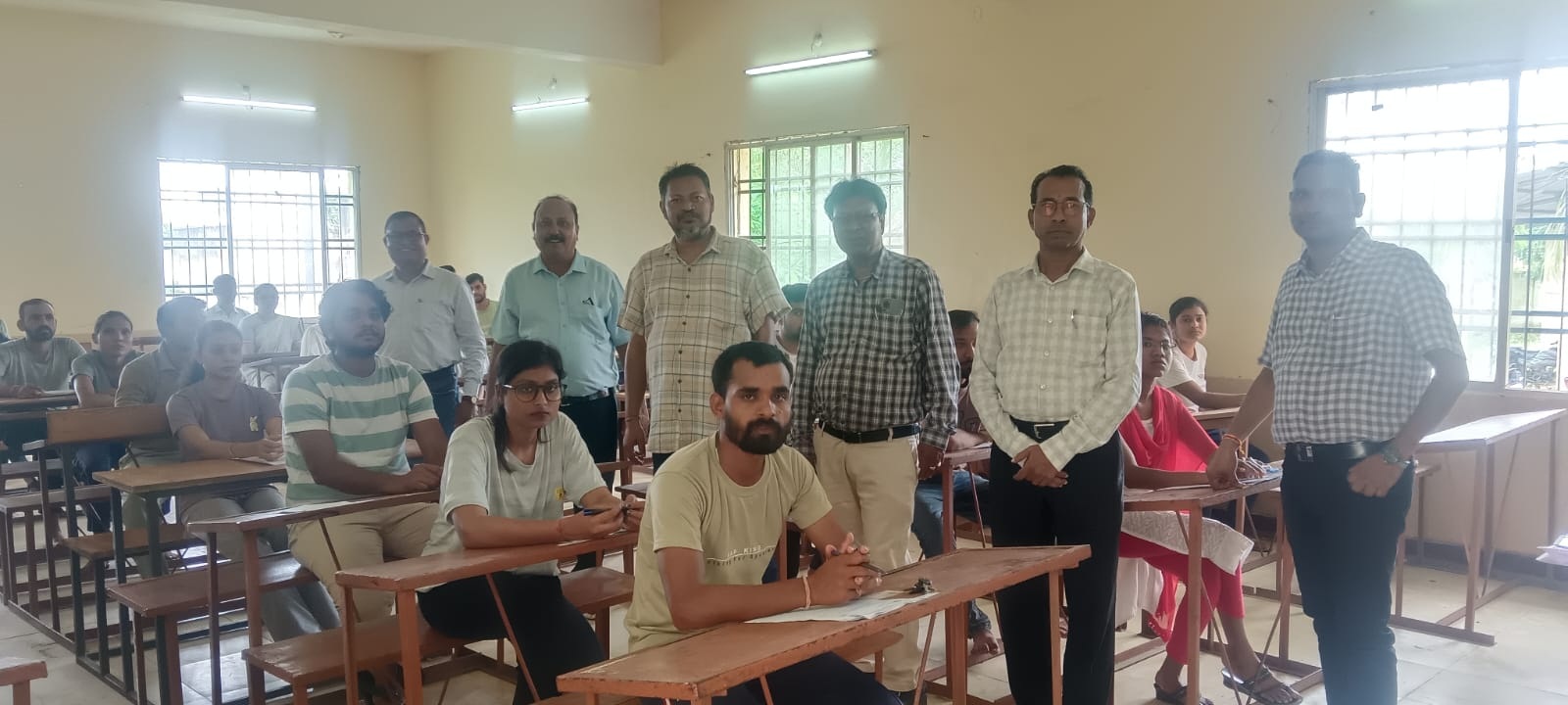 प्रयोगशाला परिचारक भर्ती परीक्षा में 3306 अभ्यर्थी हुए शामिल