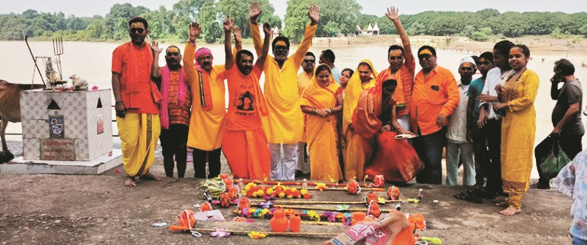 धोबी समाज ने निकाली कावड़ यात्रा