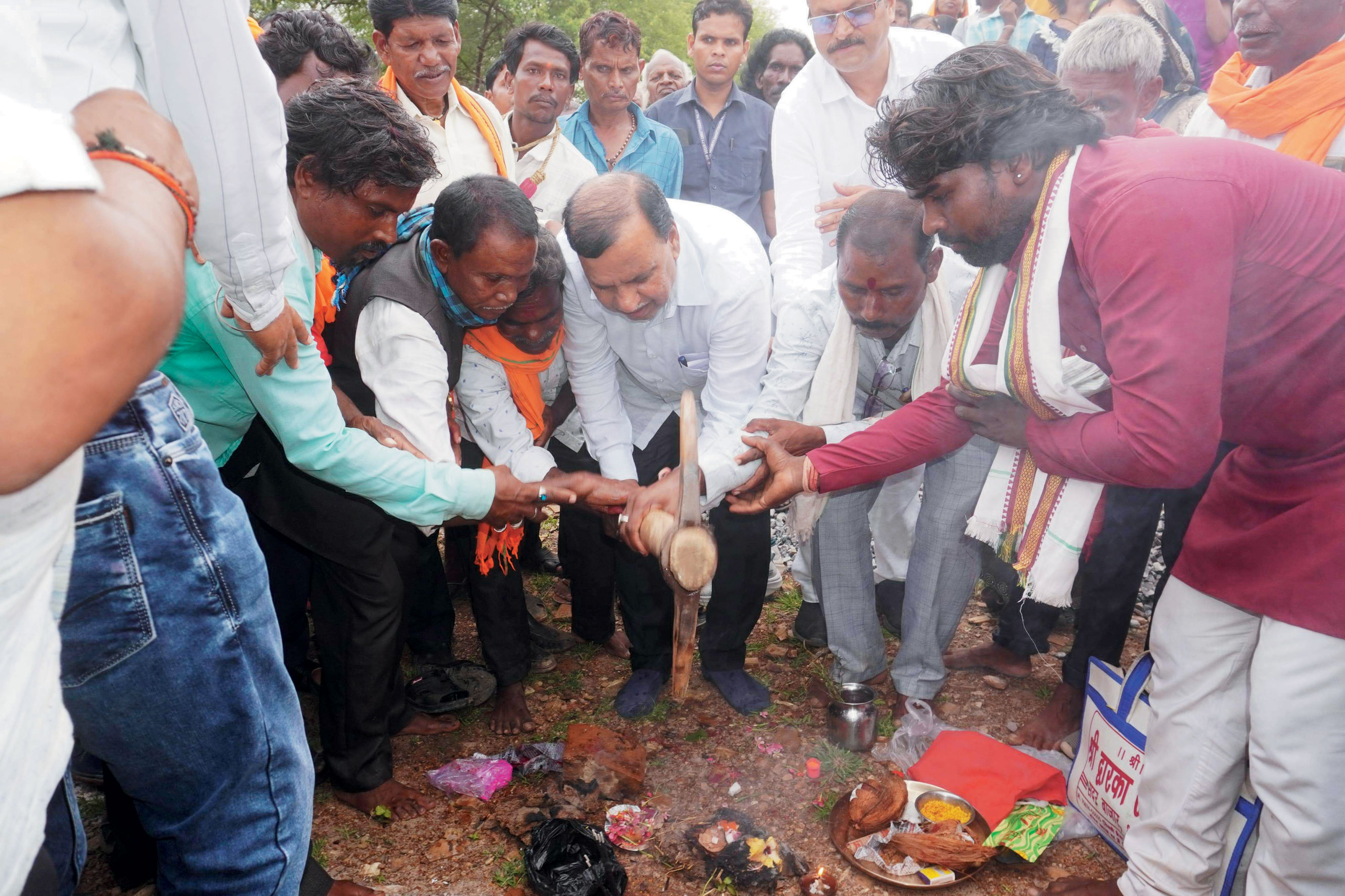 ग्रामीणों को तरक्की की मुख्यधारा से जोड़ रही भाजपा सरकार-शिवरतन