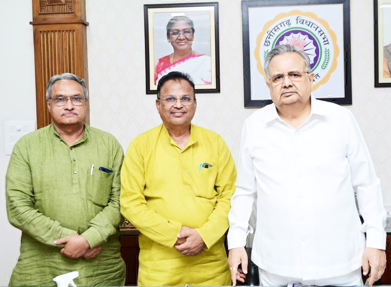 विस अध्यक्ष से भाजपा नेता ने  की मुलाकात