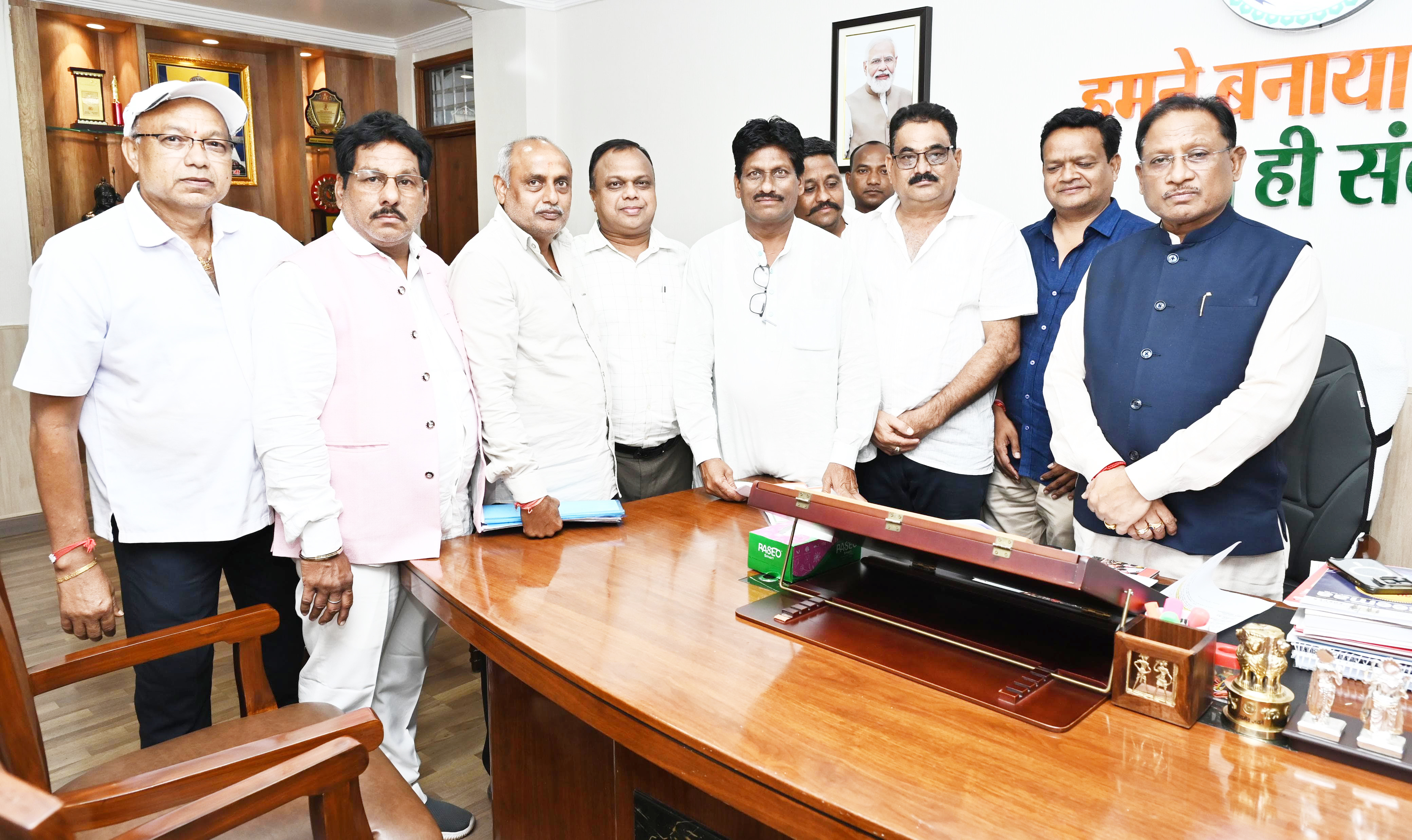 सीएम से मिला व्यापारी संघ प्रतिनिधिमंडल