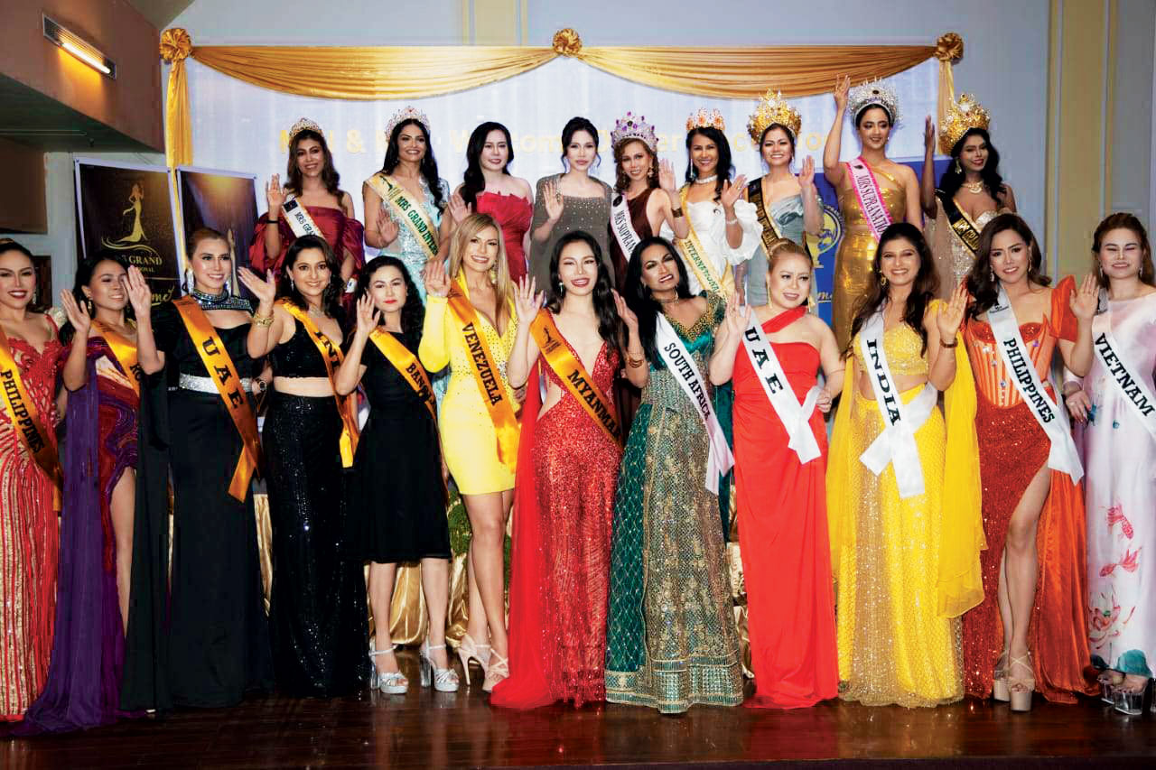 मिसेज ग्रैंड इंटरनेशनल कॉन्टेस्ट में नांदगांव की लावण्या सेकंड रनर अप