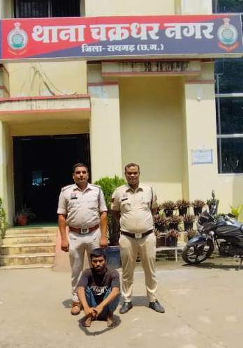 हत्या की कोशिश, फरार आरोपी गिरफ्तार