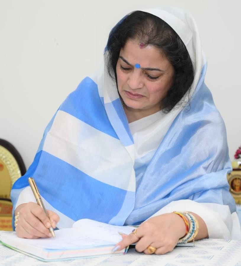 धान की फसल बचाना पहली प्राथमिकता-कल्पना योगेश