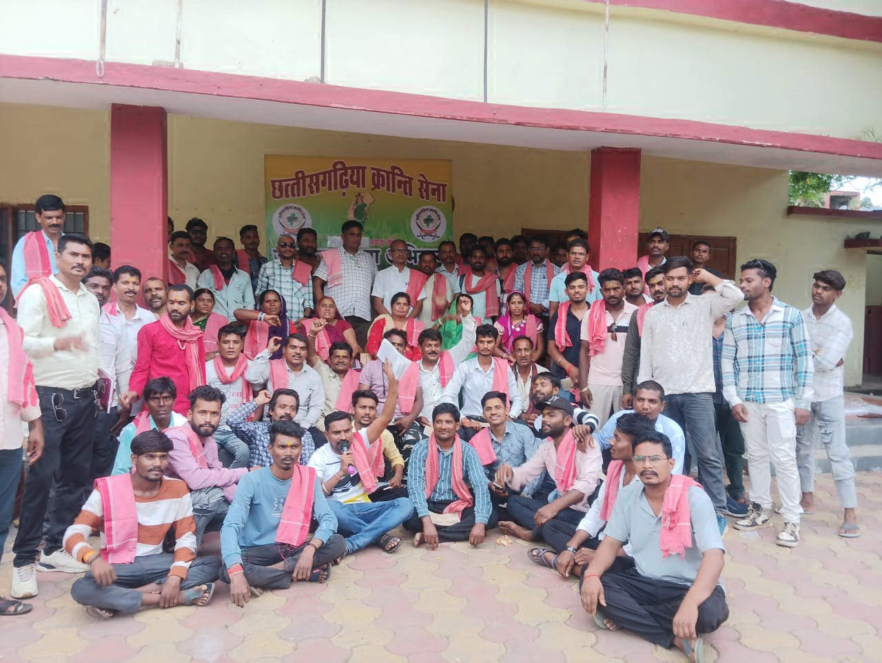 छक्रासे व जोहार छत्तीसगढ़ पार्टी  से सैकड़ों जुड़े