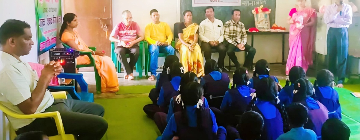 अंधकार से प्रकाश की ओर ले जाती है शिक्षा 