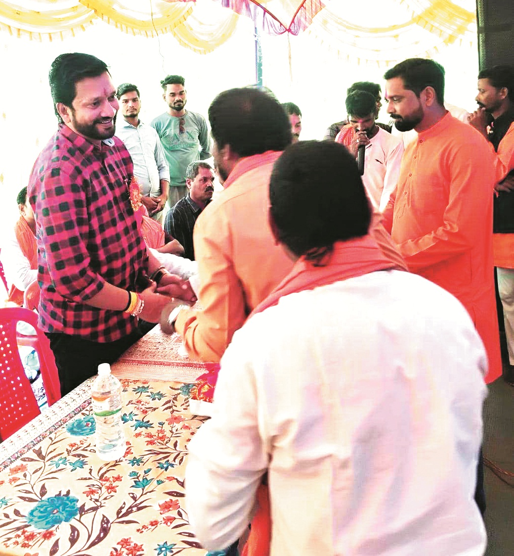 तीन दिवसीय मानस गान में शामिल हुए जिपं उपाध्यक्ष विक्रांत