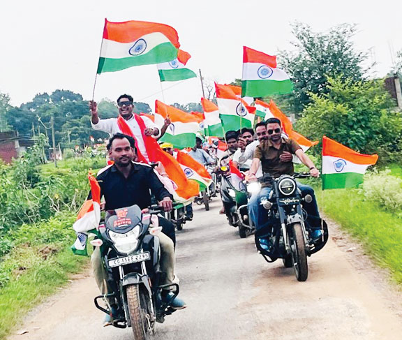 कुन्नी भाजपा मंडल ने निकाली तिरंगा