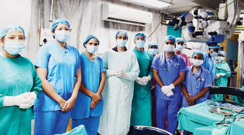 जन्म से दृष्टिहीन बालिका अब देखेगी दुनिया