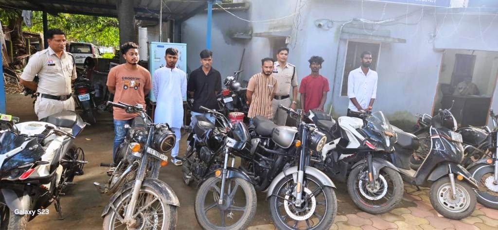  कोरबा में उपद्रव मचाने वाले बाइक सवार पुलिस के शिकंजे में