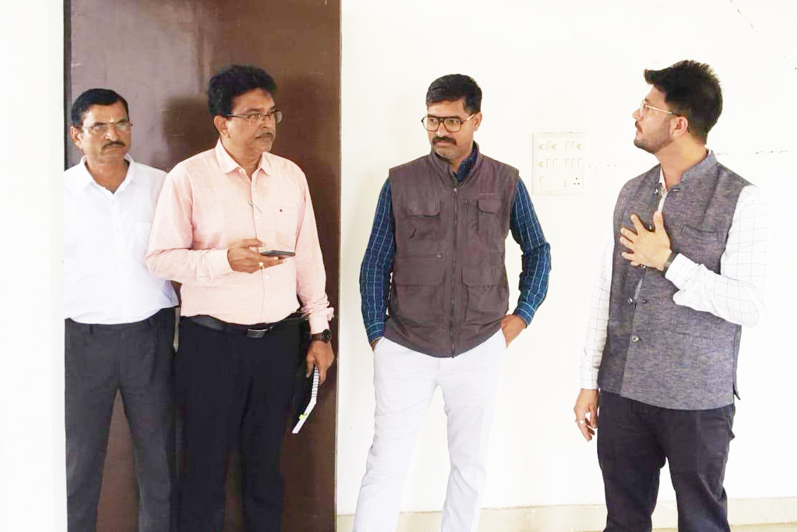 लापरवाही पर एसडीओ क़ो नोटिस