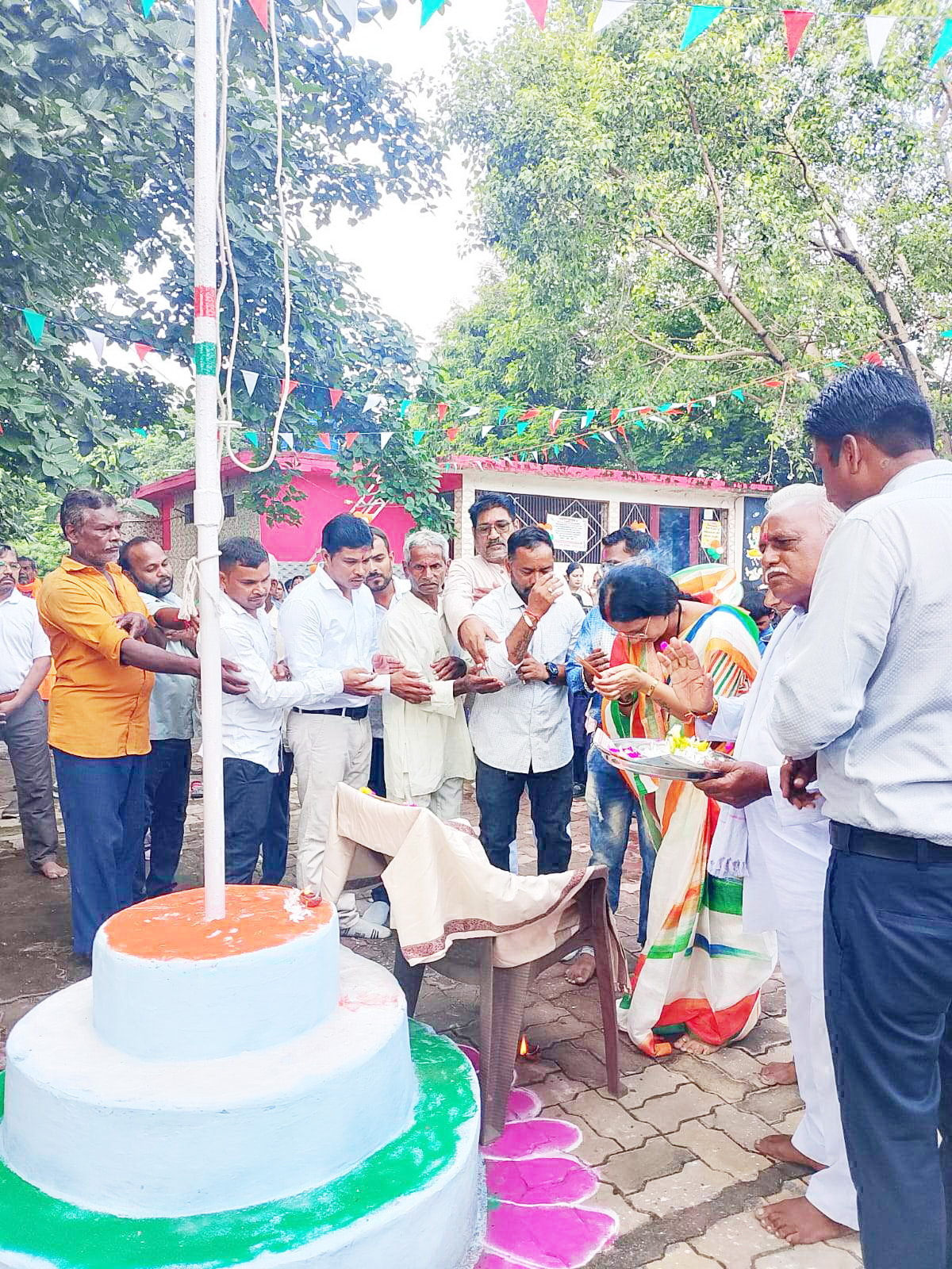 स्वतंत्रता दिवस पर नेता प्रतिपक्ष संध्या शामिल हुईं कई कार्यक्रमों में स्वतंत्रता दिवस पर नेता प्रतिपक्ष संध्या शामिल हुईं कई कार्यक्रमों में