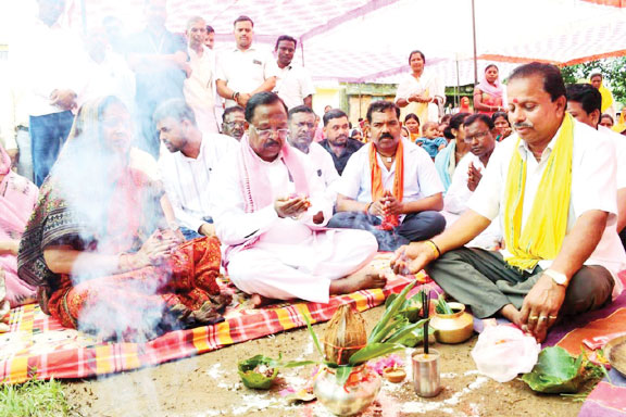 कृषि मंत्री नेताम ने 62 करोड़ के विद्युत विस्तार का किया शुभारंभ