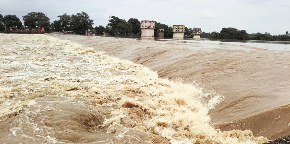 दुर्ग में जोरदार बारिश, मोंगरा से शिवनाथ में छोड़ा 19 हजार क्यूसेक पानी