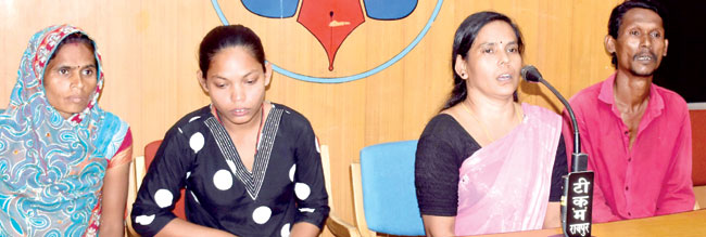 छात्रा ने की आत्महत्या, स्कूल प्राचार्या और शिक्षक पर प्रताडऩा का आरोप