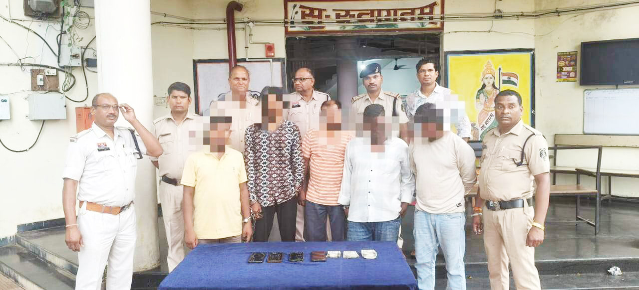 ढाई लाख के 50 नग सूअर की डकैती  के पांच आरोपी गिरफ्तार