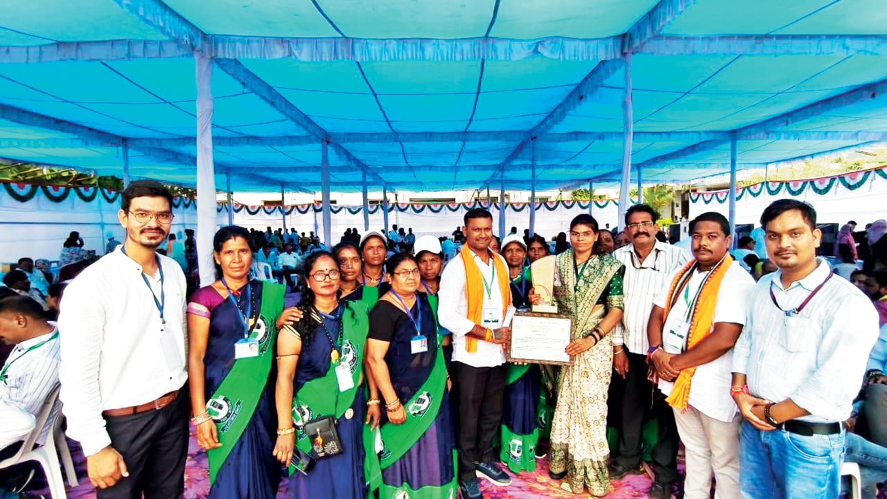 नवापारा नपा को स्वच्छता के लिए उत्कृष्ट सम्मान