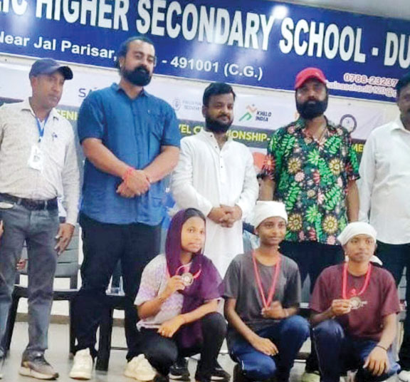 सरगुजा संभाग ने गतका स्टेट लेवल चैंपियनशिप में लहराया परचम, जीते 8 पदक