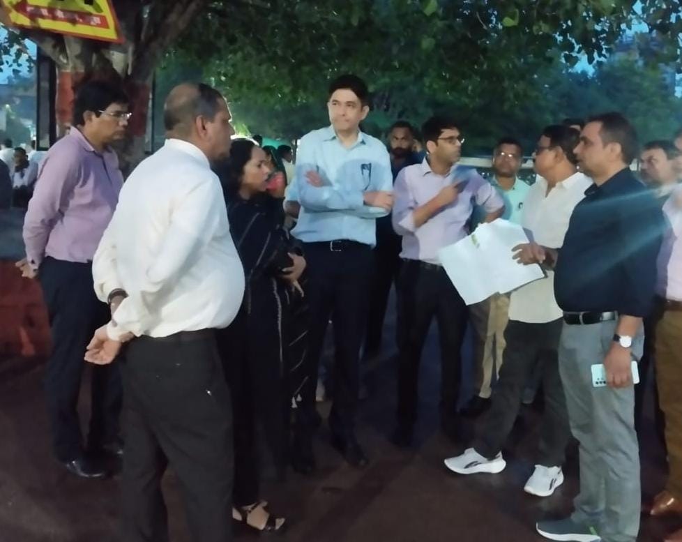 स्वास्थ्य सचिव-आयुक्त चिकित्सा शिक्षा ने किया अम्बेडकर अस्पताल के प्रस्तावित नव निर्माण स्थलों का निरीक्षण